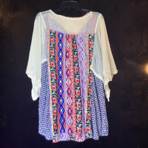 Boho Chic Umgee Tribal Print Dress with Sheer Lace Sleeves – Size M - Picture 4 of 6